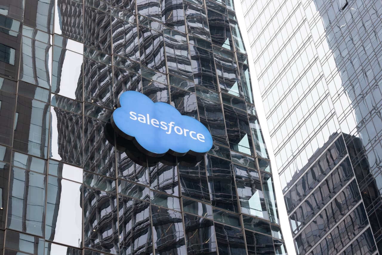 Source-feed image associated with Salesforce shares dip on soft revenue outlook as AI disruption concerns linger