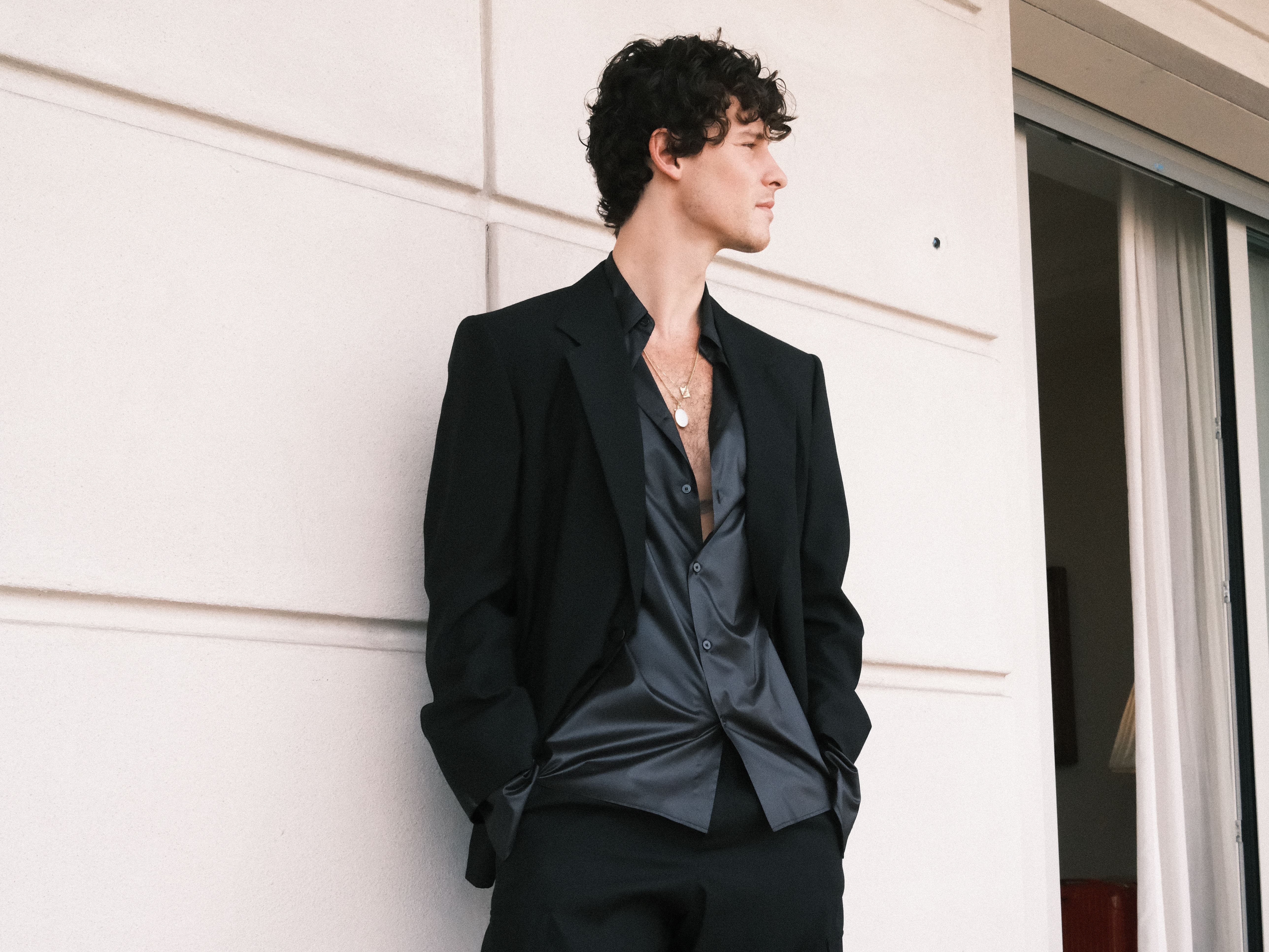 Image from linked report: From Gucci to Gelato—How Shawn Mendes Does Milan Fashion Week