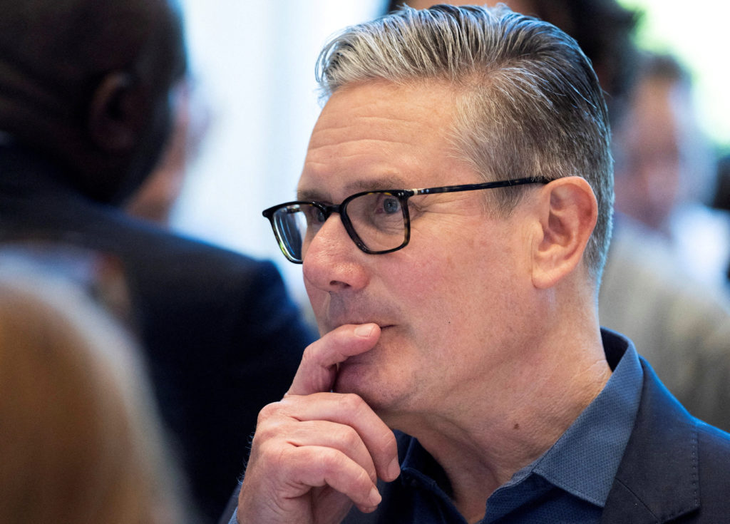 Source-feed image associated with Starmer is on the precipice as pressure builds for the UK leader to resign