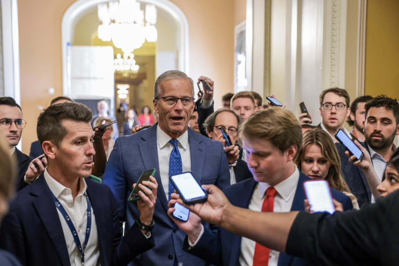 Source-feed image associated with Trump backs down on his ‘anti-weaponization’ fund. Funding for immigration enforcement should now get the Senate’s OK.
