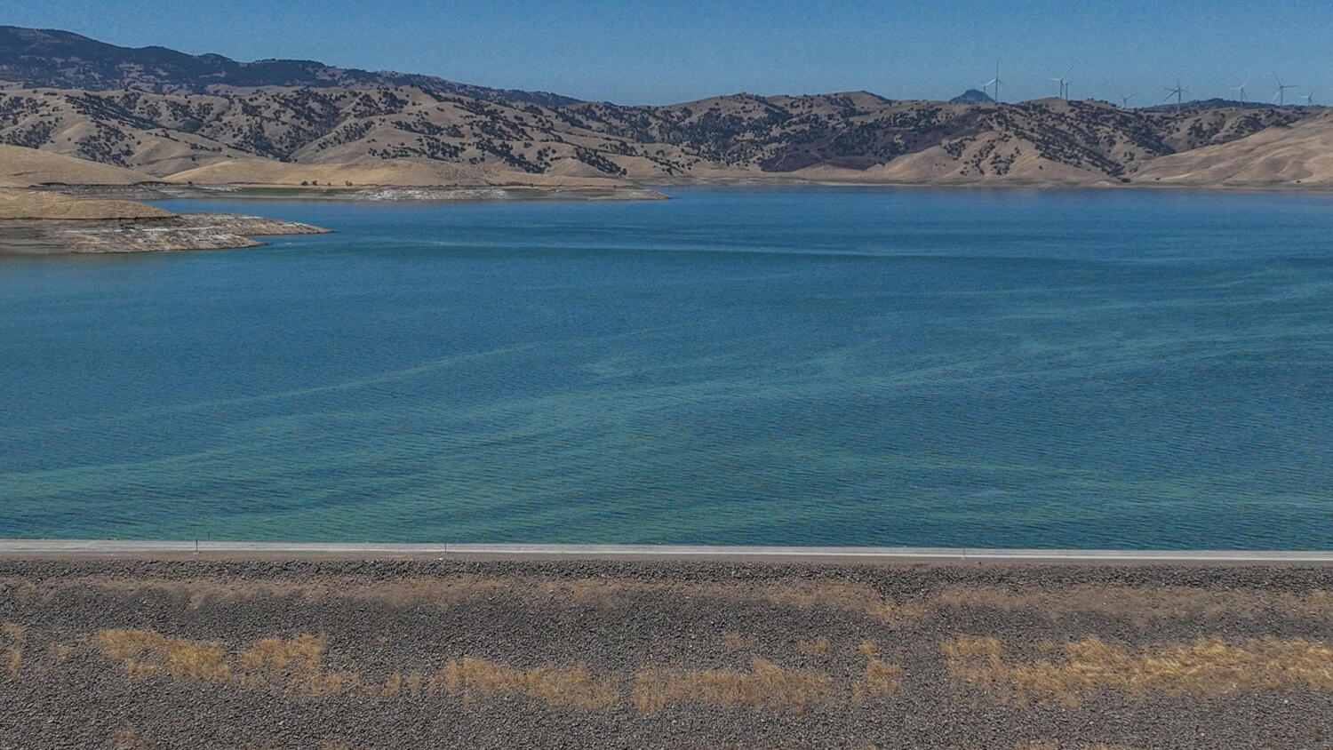 Source-feed image associated with Trump administration tells California its key water plan is 'unworkable'