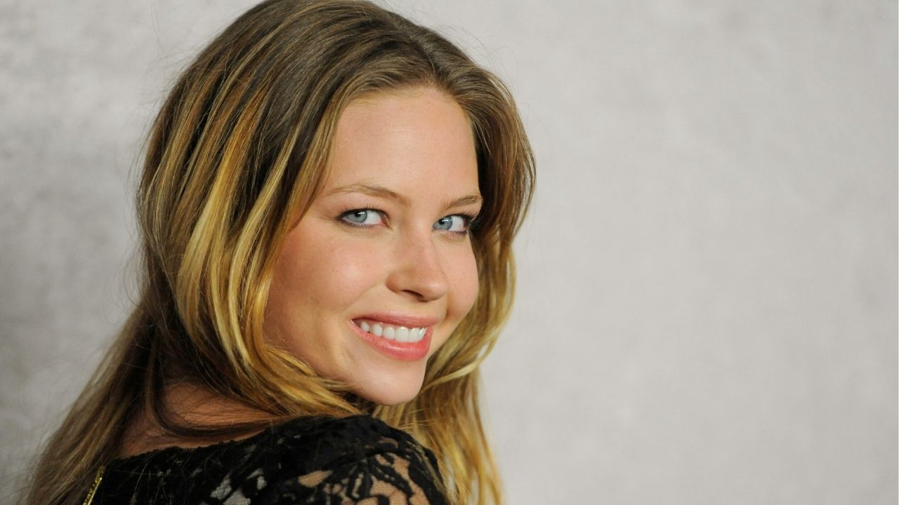Source-feed image associated with Former child actor Daveigh Chase, voice of Lilo from 'Lilo & Stitch,' dies at 35
