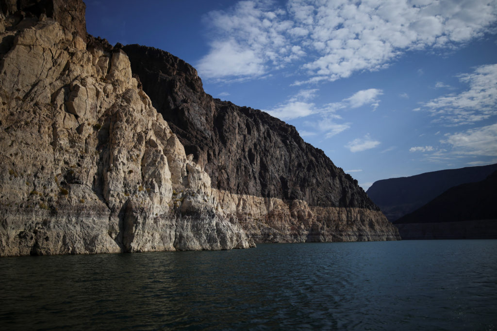 Source-feed image associated with Federal officials announce water cuts as Colorado River supplies continue to plunge