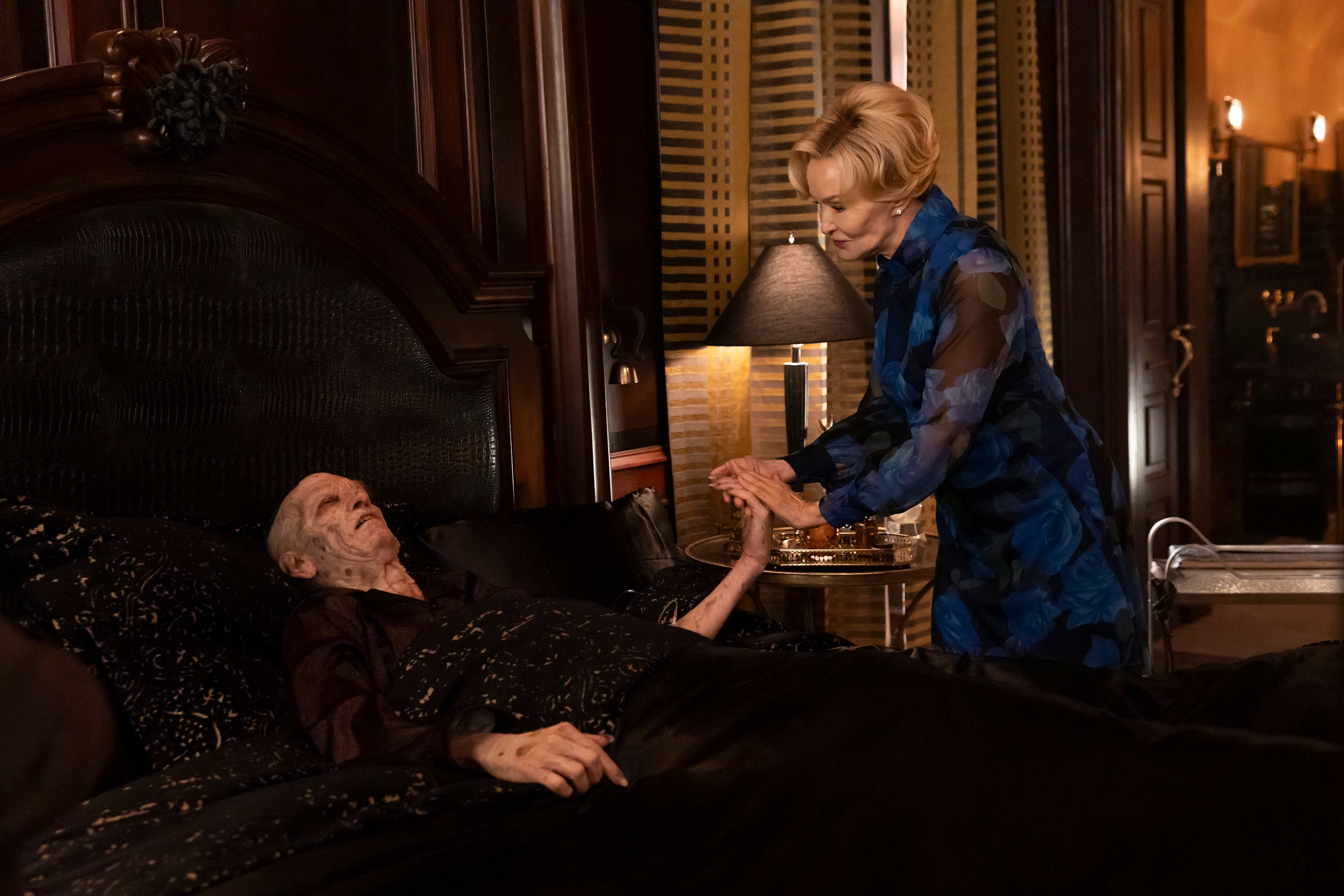 Image from linked report: 35 Thoughts I Had About Season 13, Episode 1 of ‘American Horror Story’