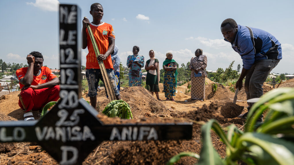 Source-feed image associated with Confirmed Ebola cases in Congo outbreak top 1,000 with 254 deaths, authorities say