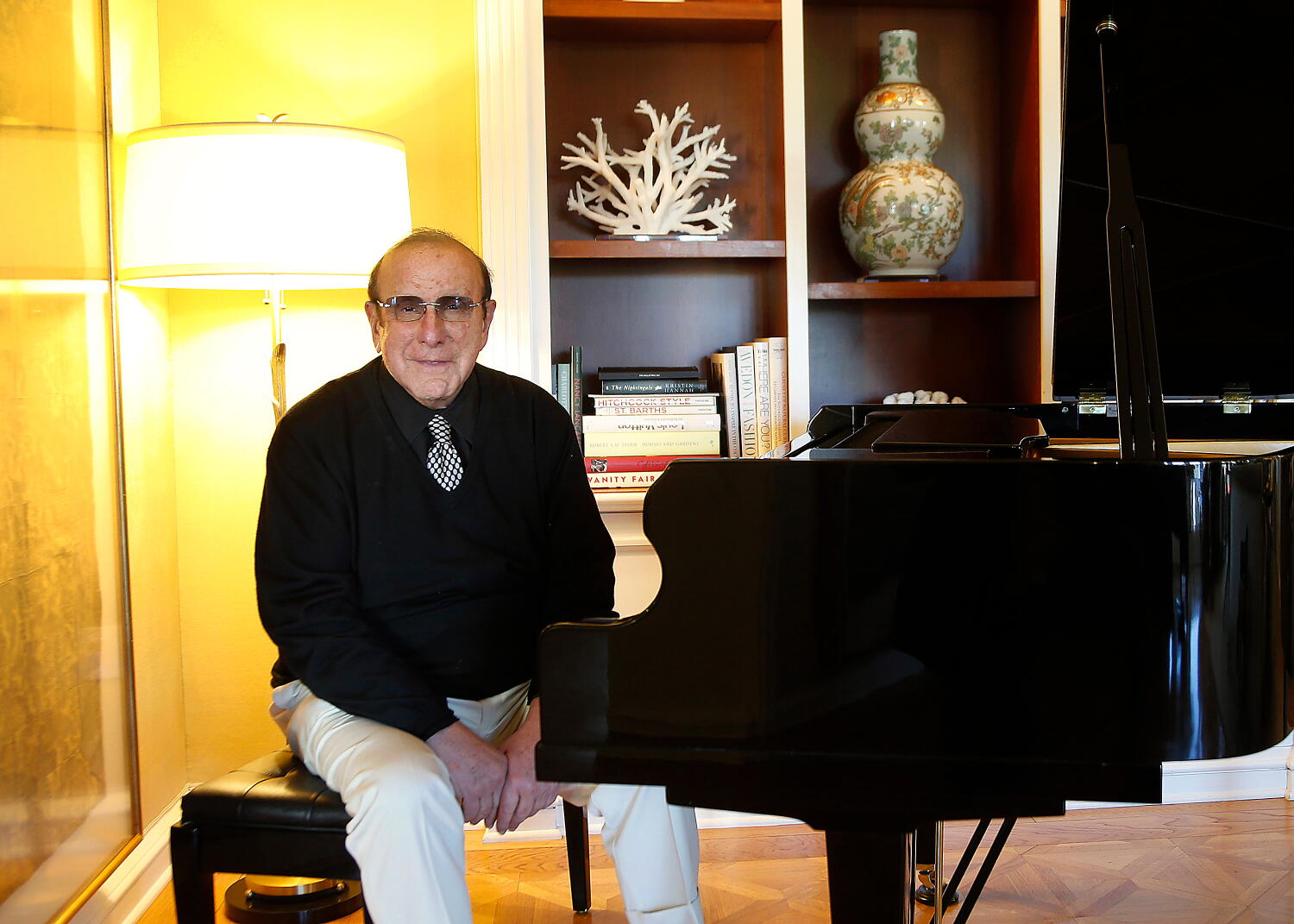 Source-feed image associated with Clive Davis' $35-million art trove, including Warhol and Hockney, heads to auction