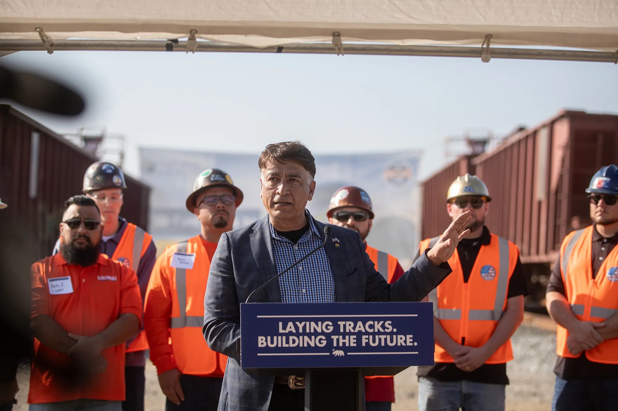 Source-feed image associated with California High-Speed Rail Consultants Flew First-Class, Visited Bars and a Nightclub on Taxpayers’ Money