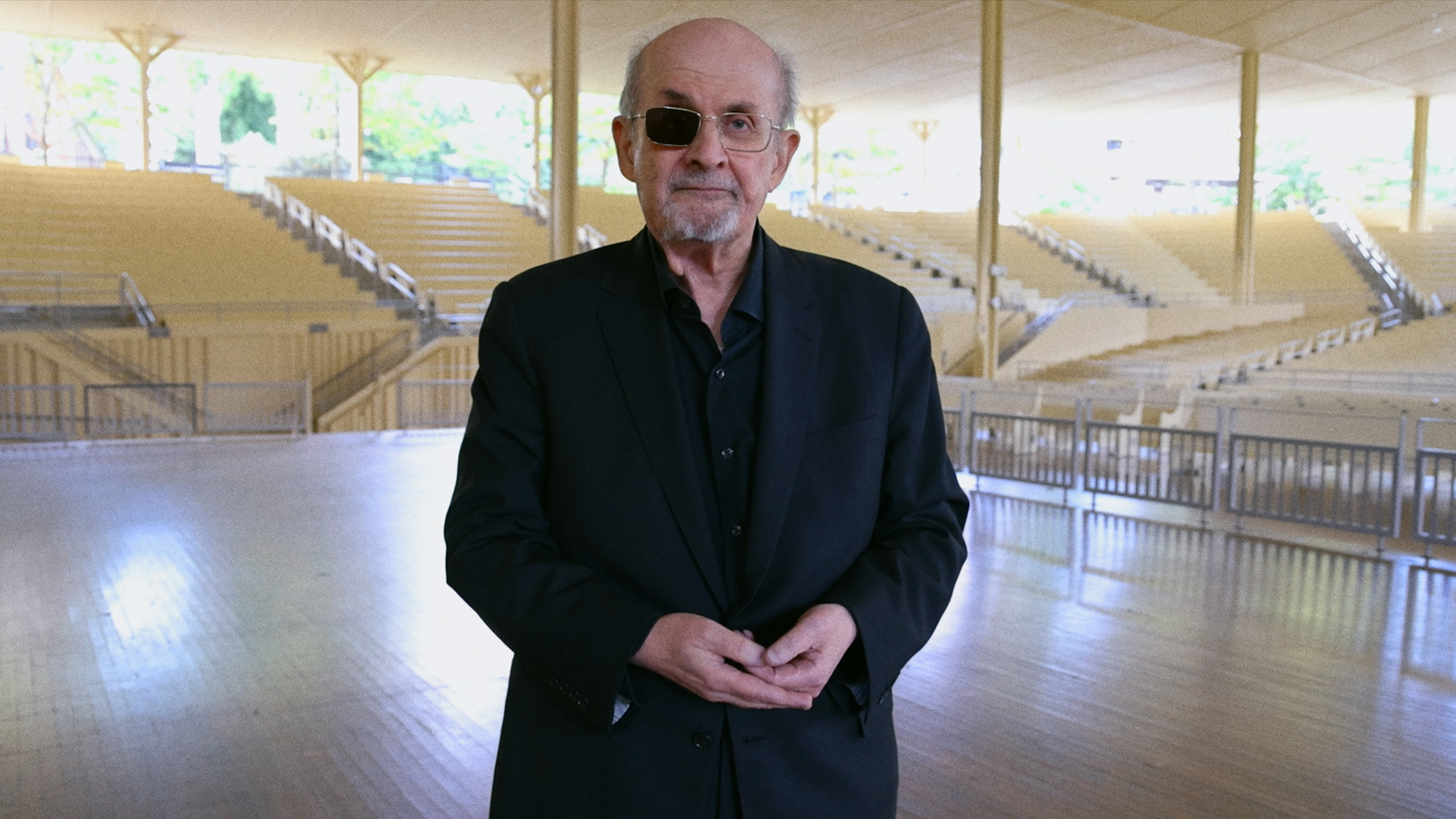 Source-feed image associated with ‘Knife: The Attempted Murder of Salman Rushdie’ Review: Alex Gibney Profiles the Controversial Author During His Harrowing Hospitalization