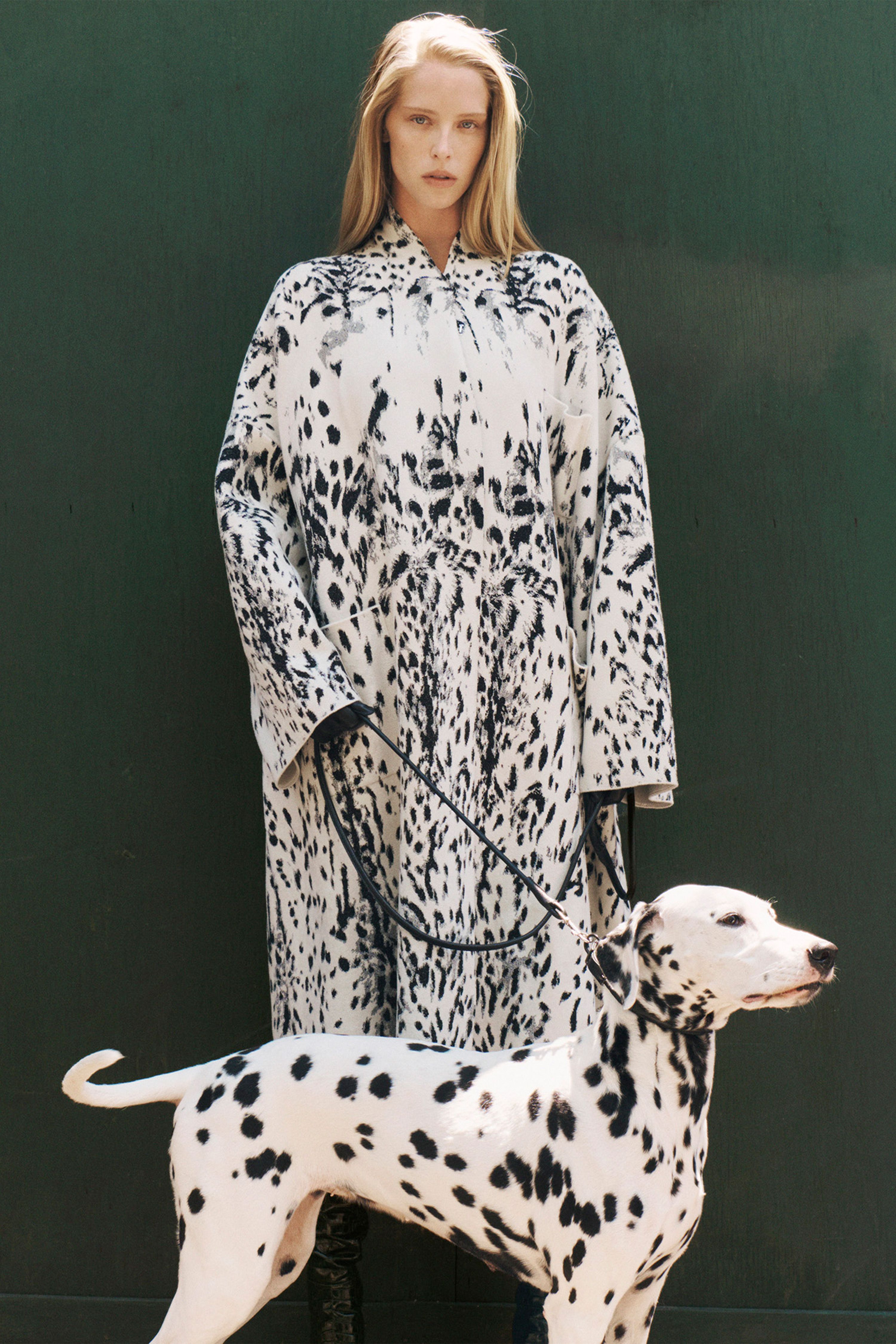 Source-feed image associated with LuxExperience Returns Net-a-Porter and Mr Porter to Growth