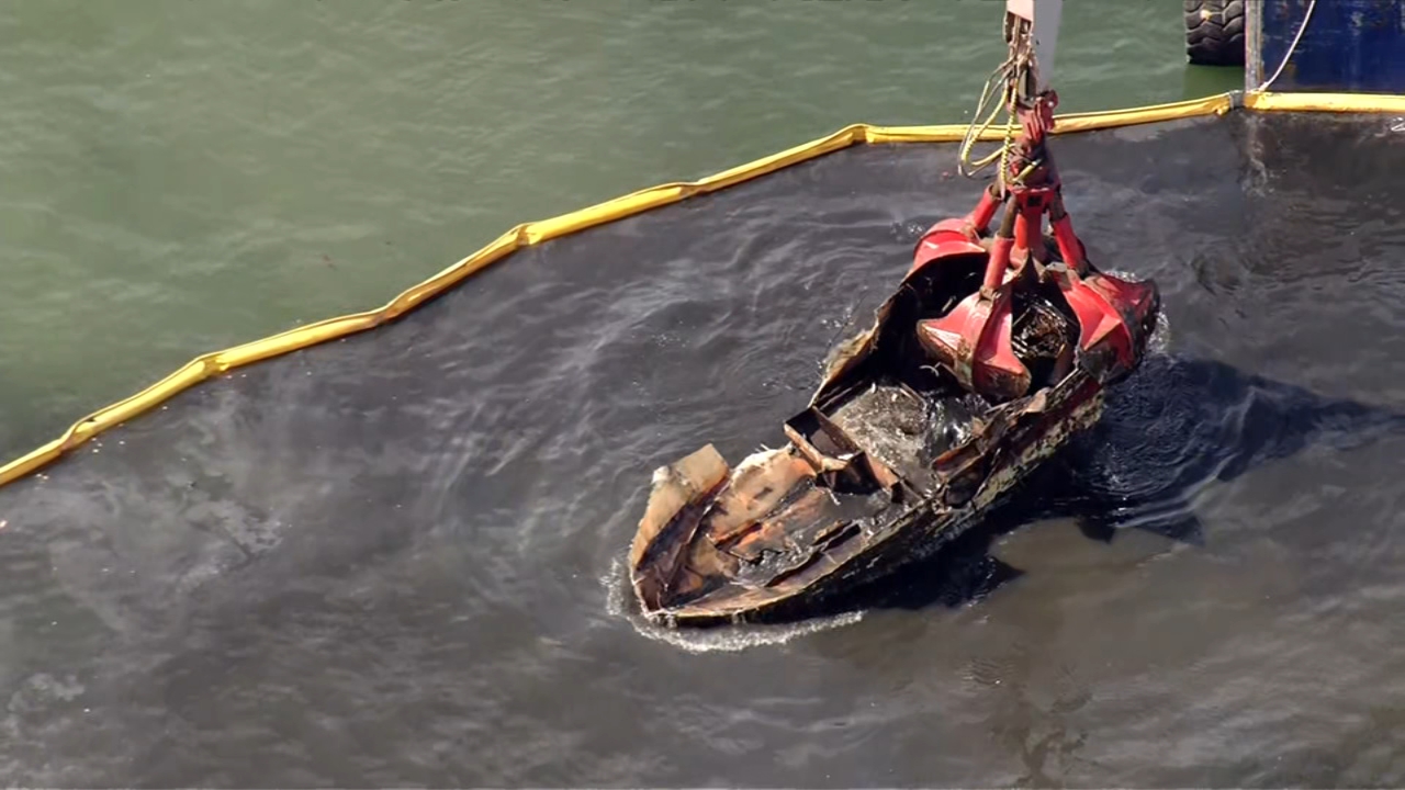 Image from linked report: Oakland removing 16 sunken boats linked to pollution, crime amid $3M estuary cleanup effort