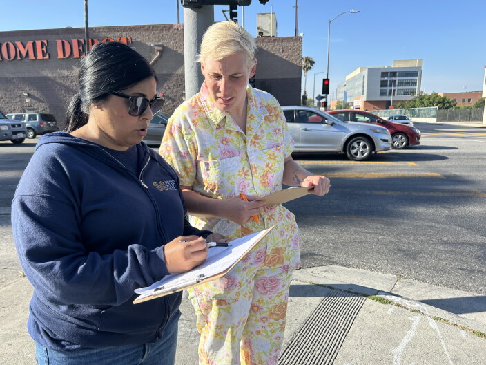 Source-feed image associated with Hollywood unhoused count finds no reductions in street homelessness, but recent uptick in tents