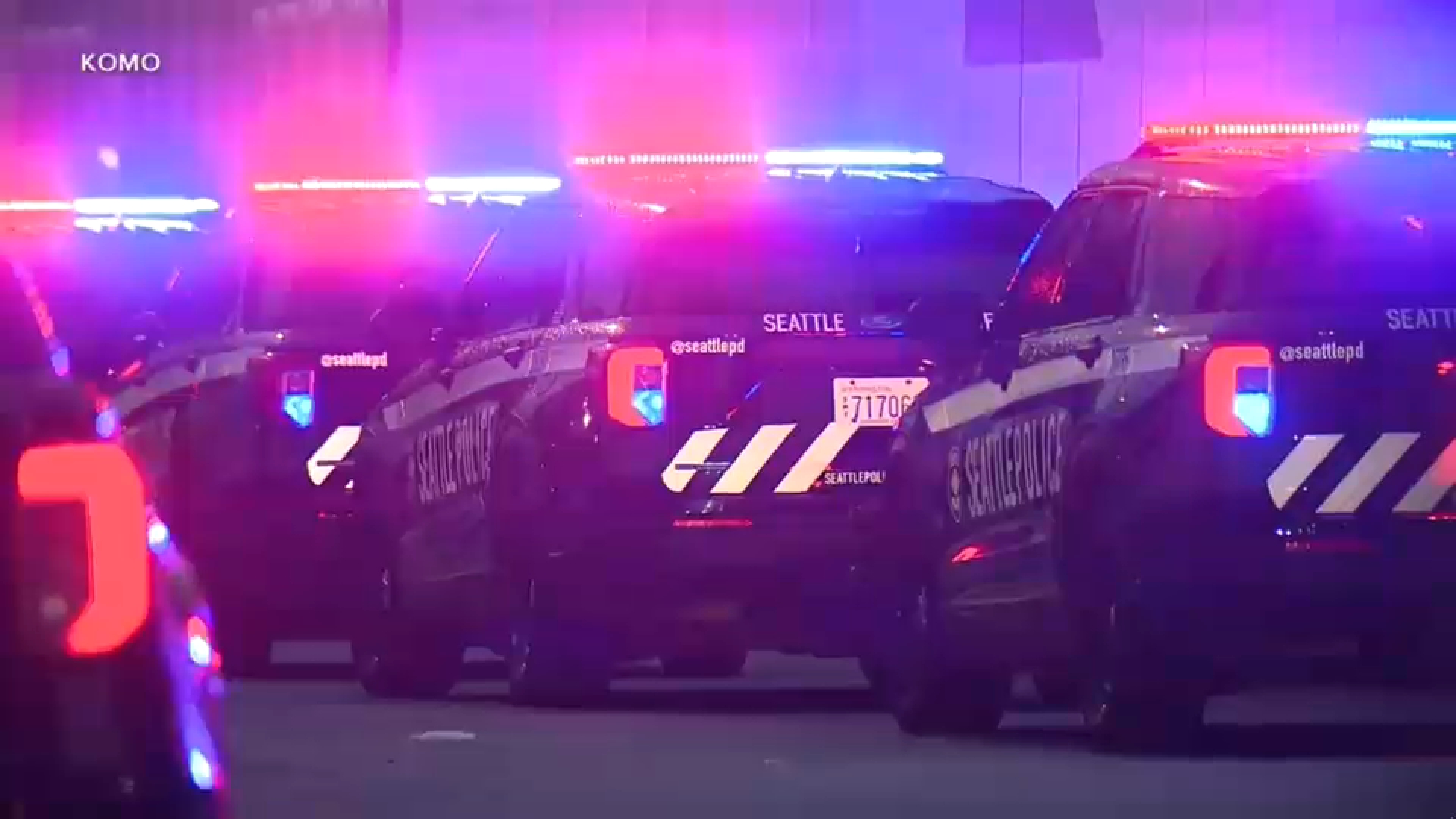 Source-feed image associated with Seattle mayor says police chief resigned after criticism of response to festival shooting