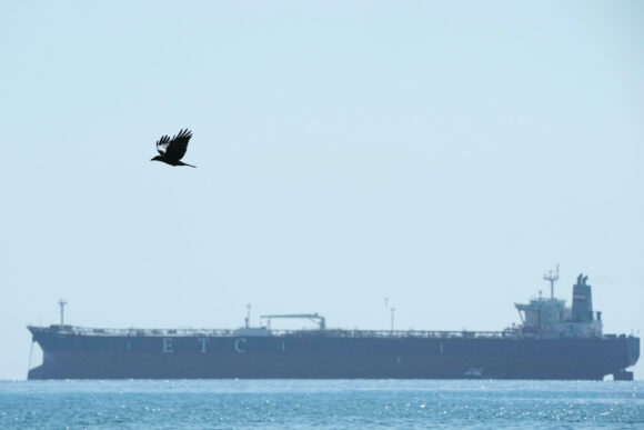 Image from linked report: Saudi Oil Export Strategy Hits New Hurdle as Red Sea Insurance Costs Soar
