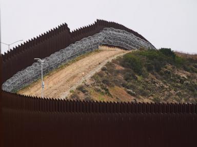 Source-feed image associated with From the Mexican border to Washington: A tiny Texas town fights Trump's wall plan