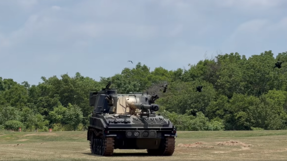 Source-feed image associated with US company’s AI lets Ukraine’s cheap kamikaze drones track targets on their own