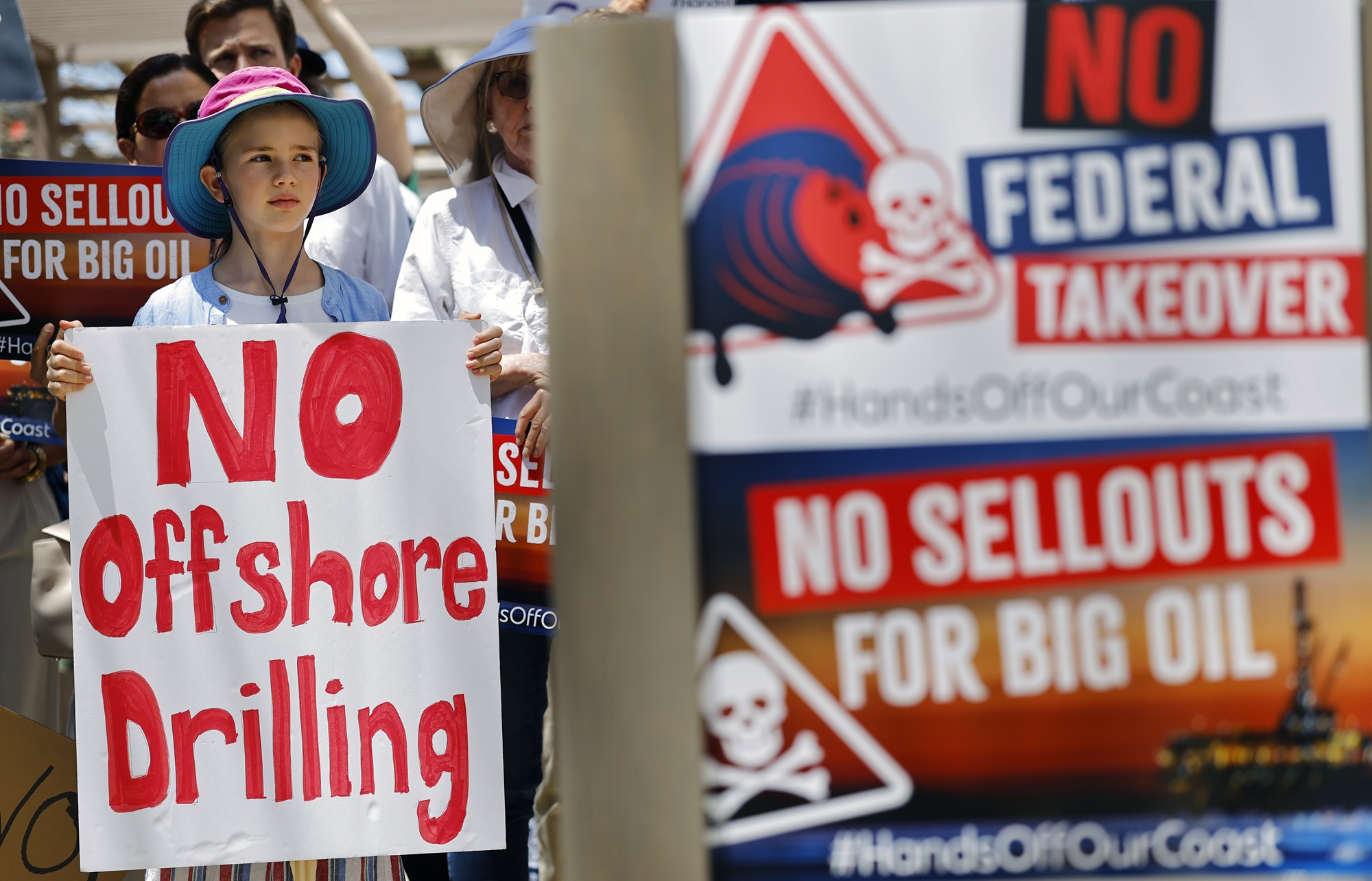 Source-feed image associated with Californians Vow to Fight ‘Federal Takeover’ of Coastline for Oil Drilling