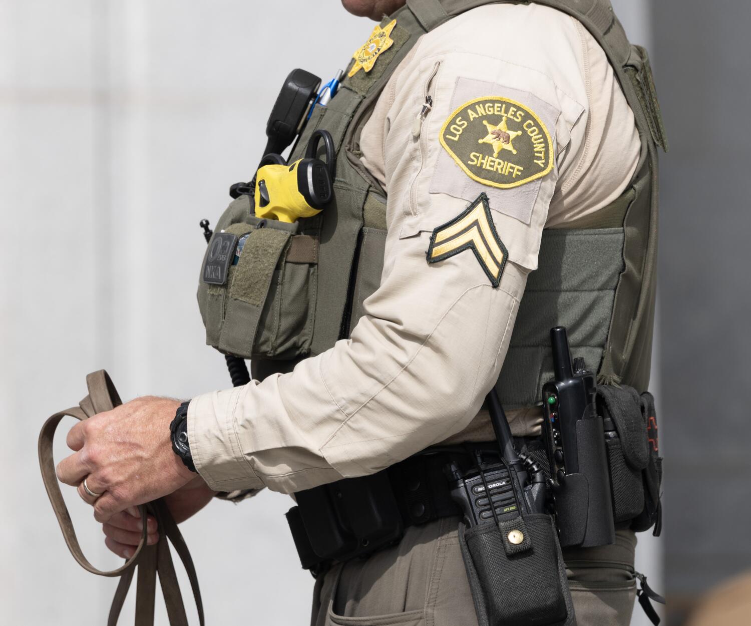 Source-feed image associated with Top commander of elite L.A. County sheriff's unit leaves job amid dishonesty probe