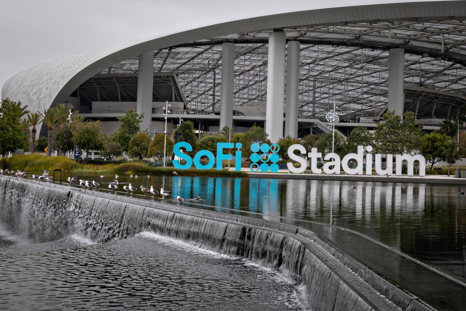 Source-feed image associated with Temperatures to warm up as the World Cup comes to L.A.