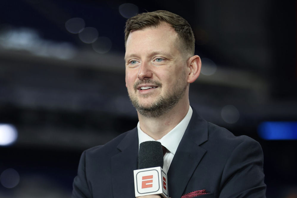 Source-feed image associated with ESPN Analyst Matt Miller Has Arm Amputated After ‘Serious’ Car Crash: ‘I’m Incredibly Fortunate to Be Writing This’