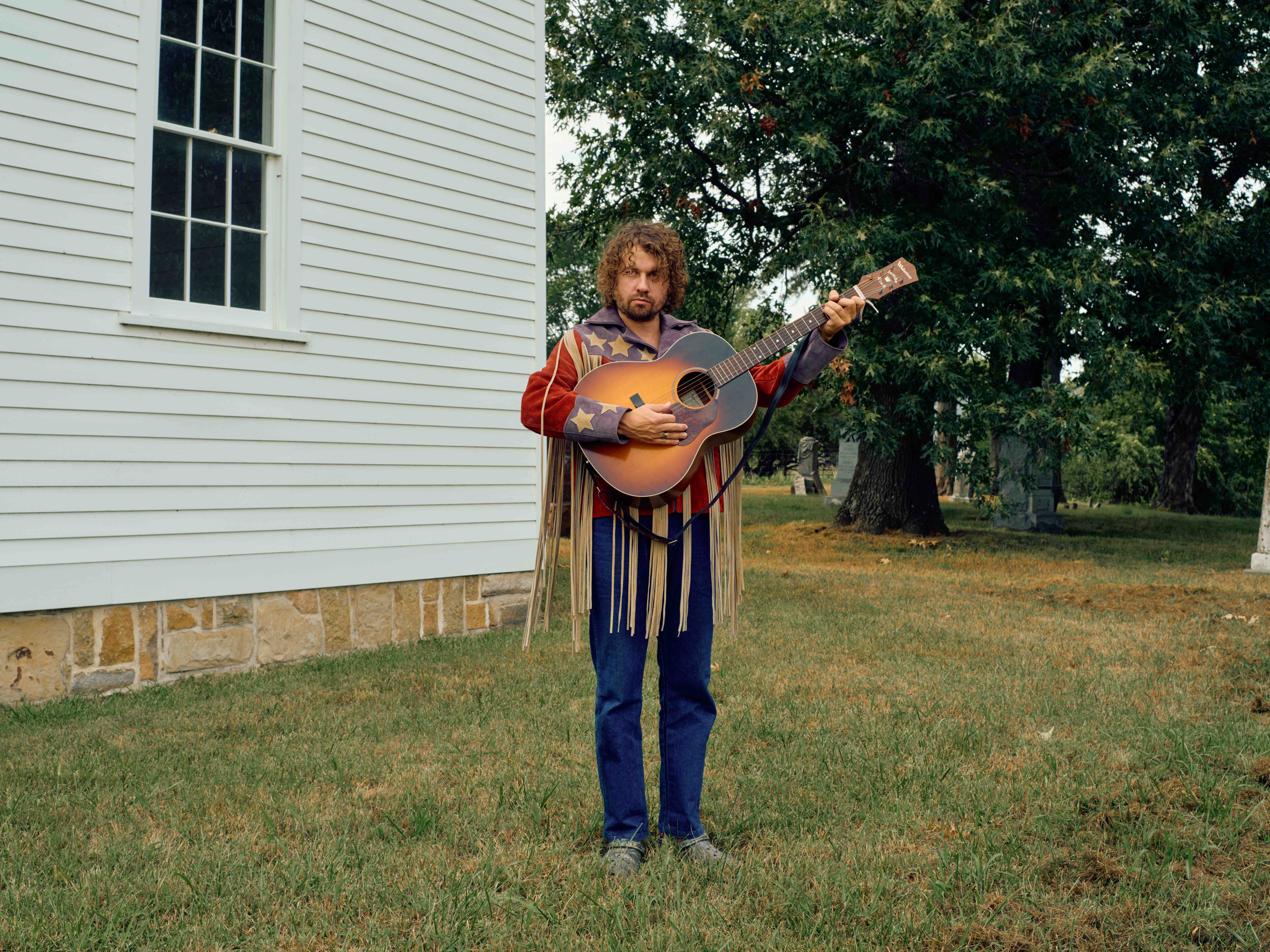 Source-feed image associated with Kevin Morby Drops New Song “PBJ” and Van Leeuwen Ice Cream Flavor
