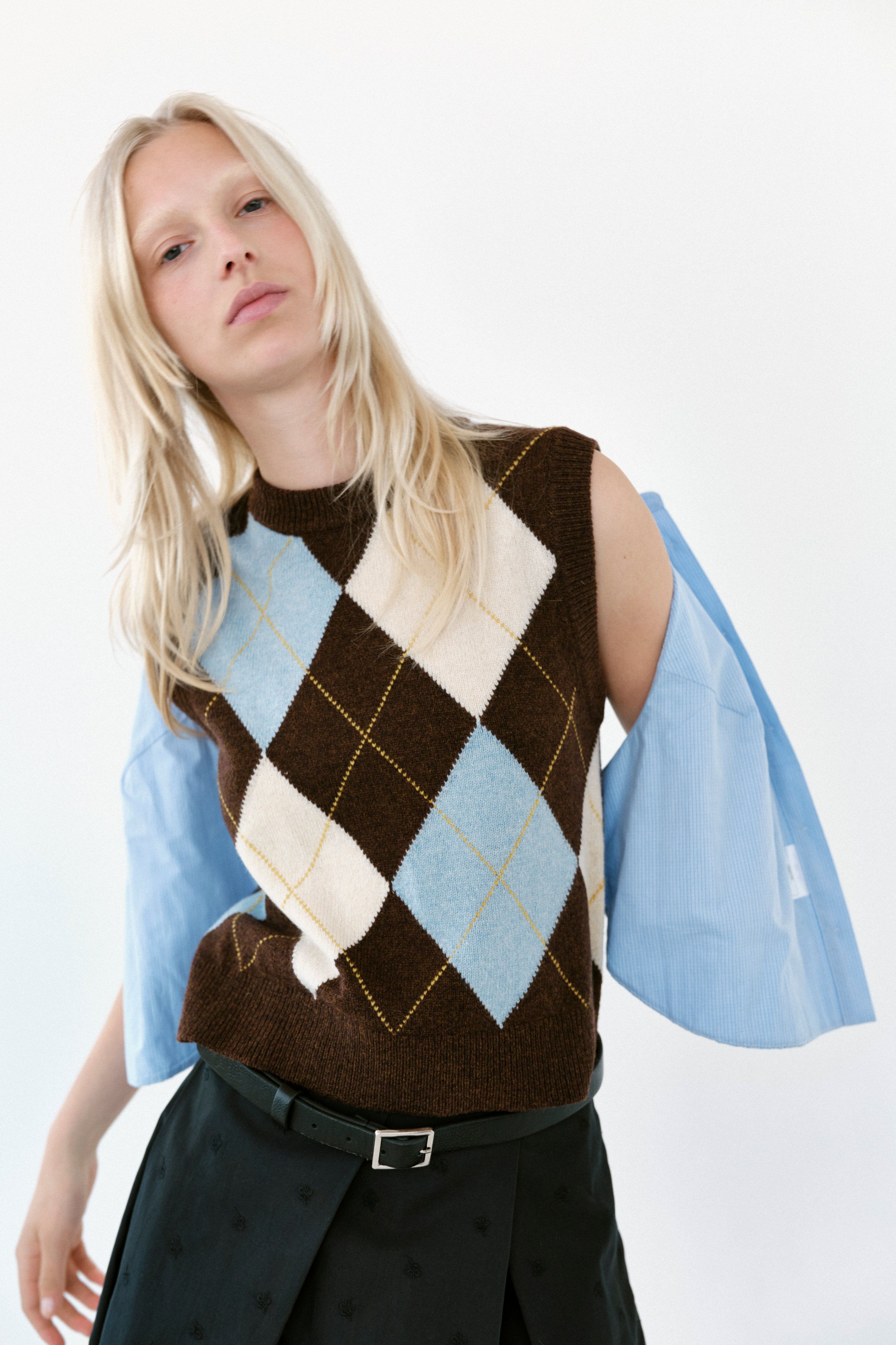 Source-feed image associated with Baum und Pferdgarten Resort 2027