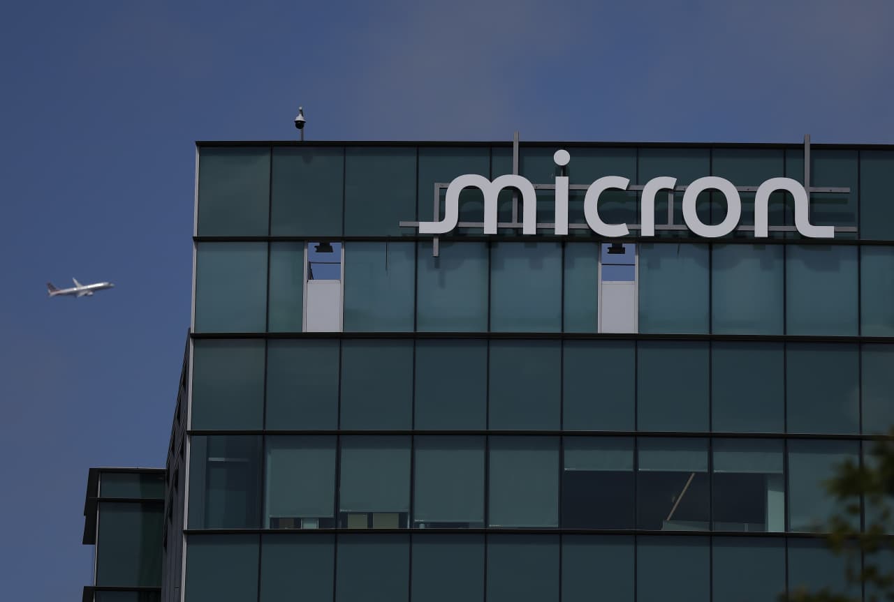 Source-feed image associated with Micron flirts with record market-cap wipeout as Broadcom casts a shadow over chip stocks