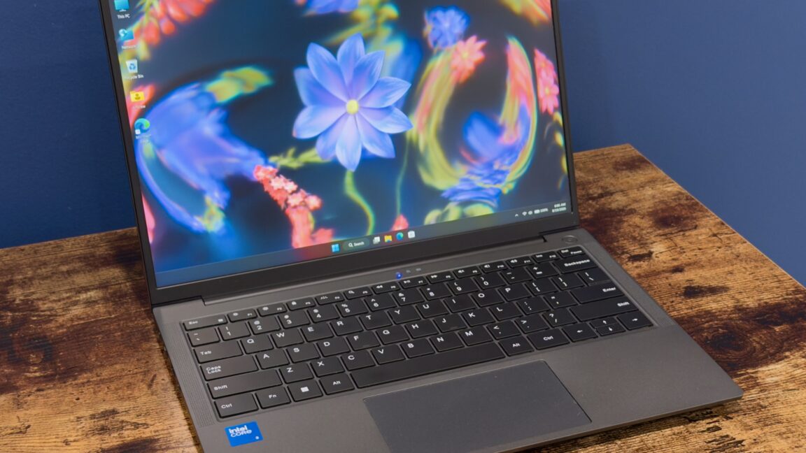 Source-feed image associated with Review: Chuwi's $449 Unibook laptop is a funhouse-mirror MacBook Neo