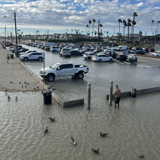 Source-feed image associated with Rain has arrived in Southern California. We have the forecast, heads-ups on risks and more