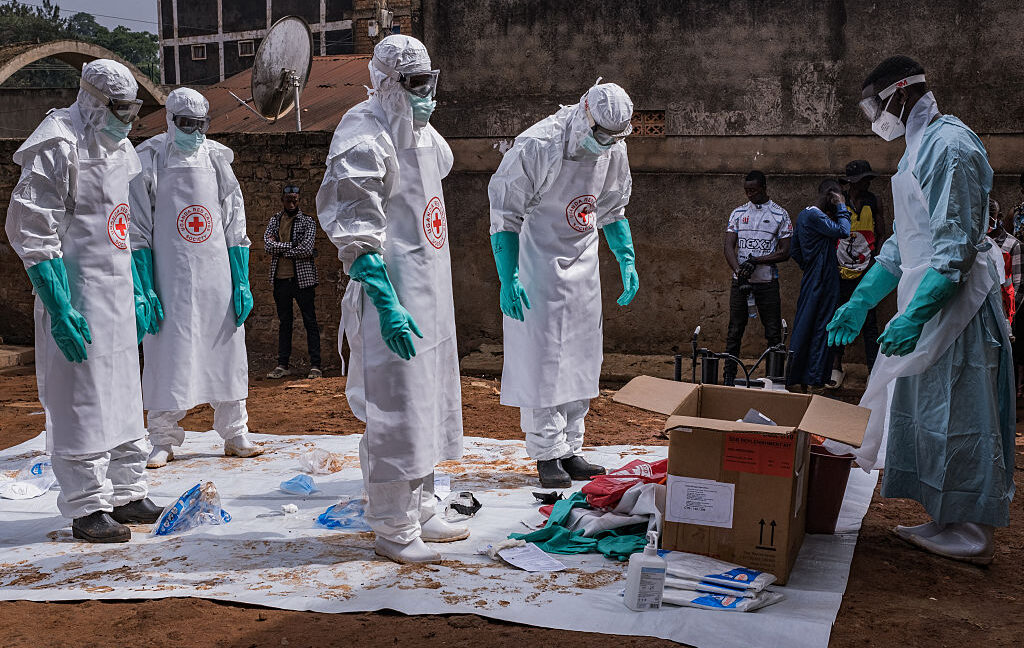 Source-feed image associated with Trump admin to block Ebola-exposed Americans from US, move them to Kenya