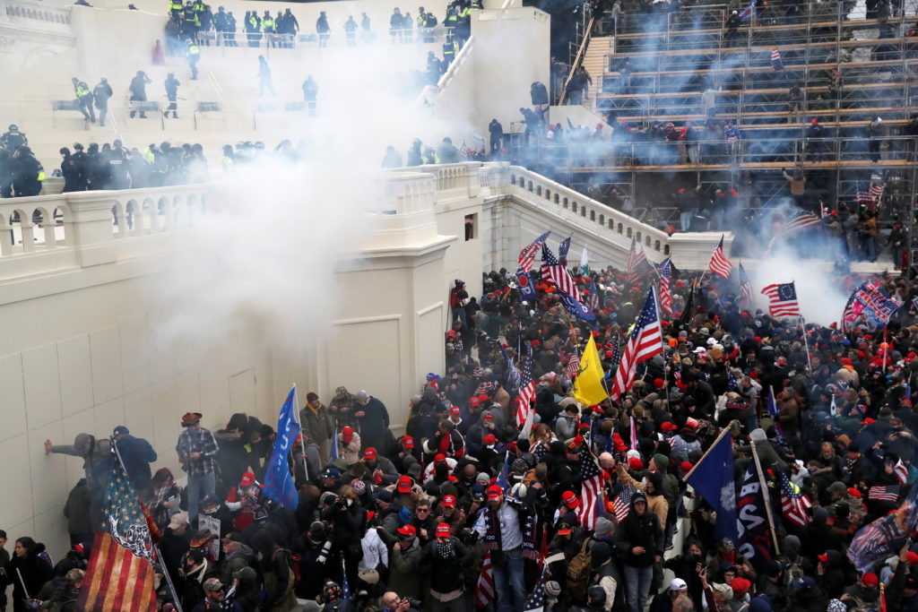 Source-feed image associated with Judge tosses remnants of Proud Boys seditious conspiracy case after Trump's broad clemency