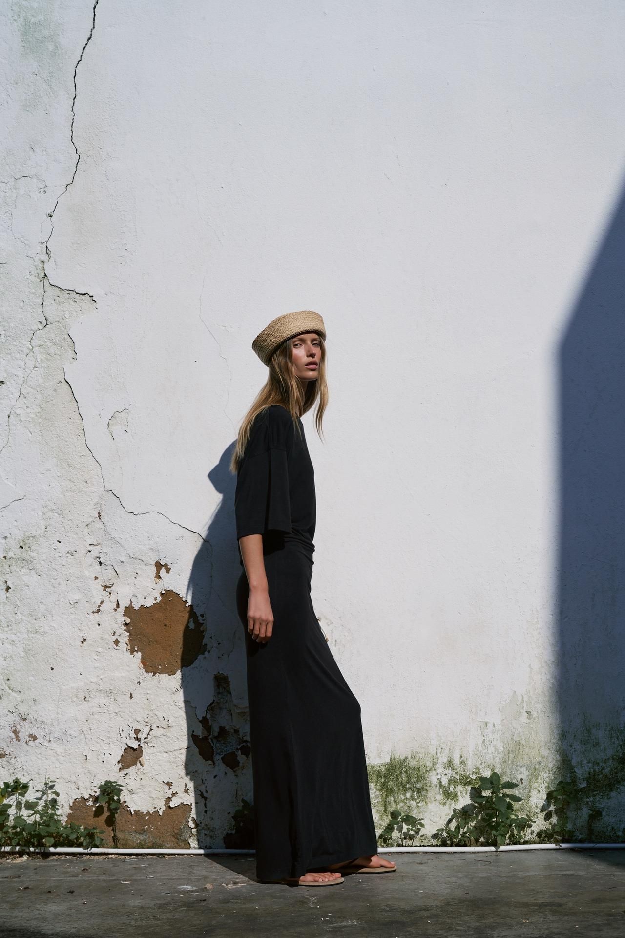 Source-feed image associated with 30+ Packable Sun Hats That Are Perfect For Summer Travel