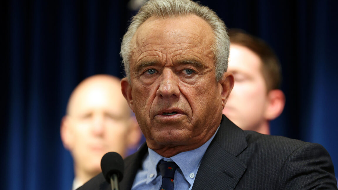 Source-feed image associated with RFK Jr. melts down over NYT report, admits he blacklists reporters