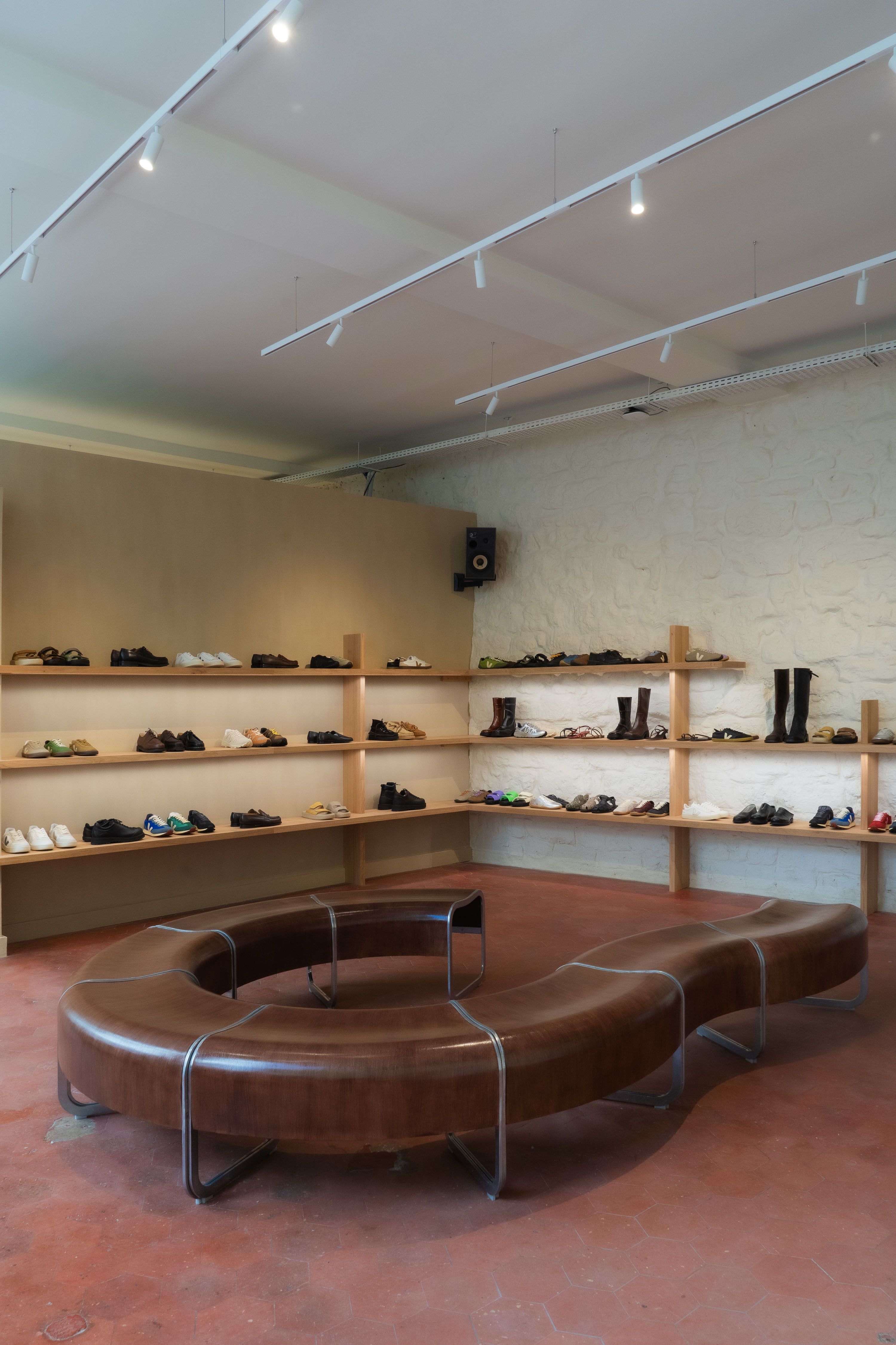 Source-feed image associated with Veja: Inside the Sustainable Store That Doesn’t Mention Sustainability