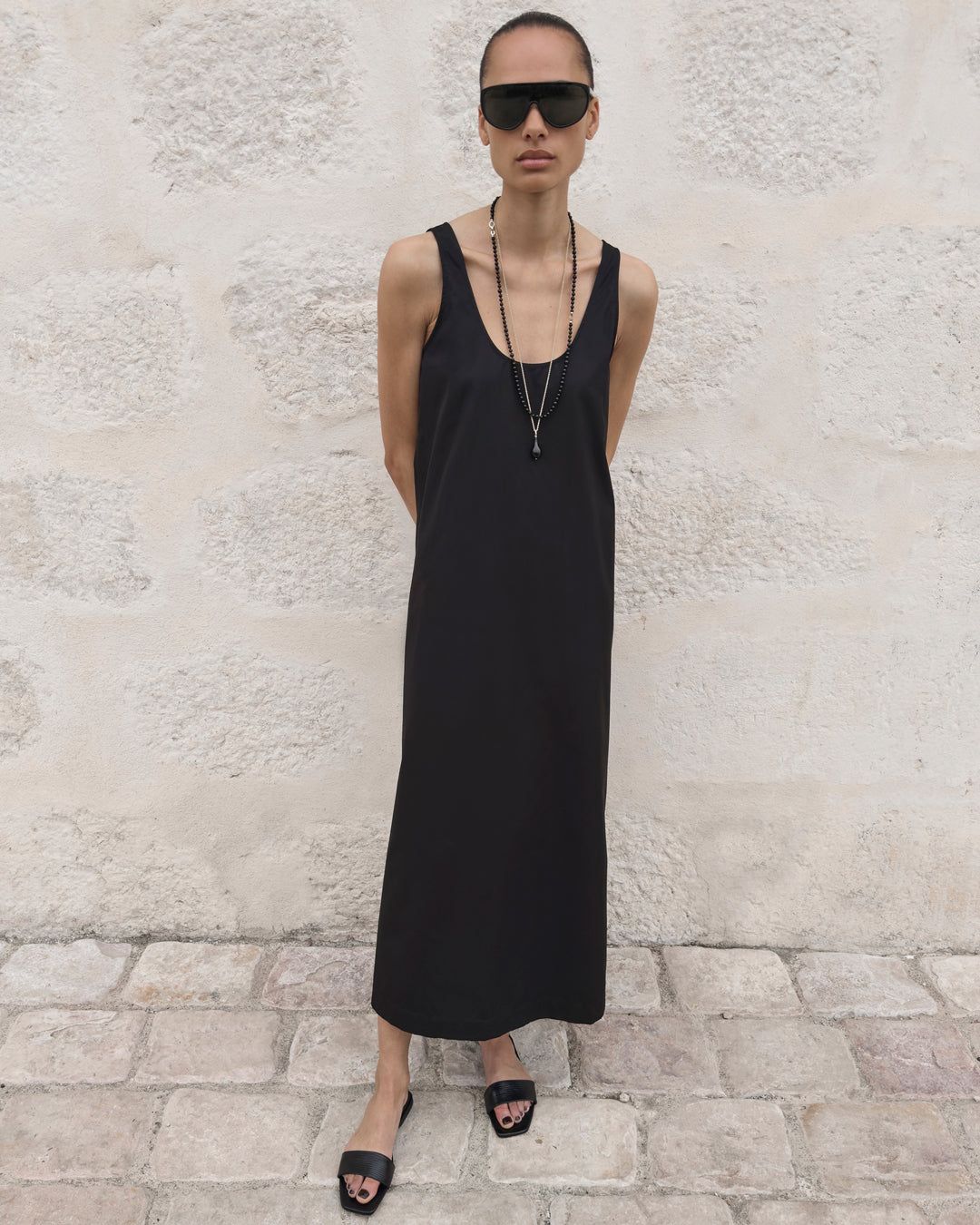 Source-feed image associated with 9 Classic Sandals to Wear All Spring and Summer Long