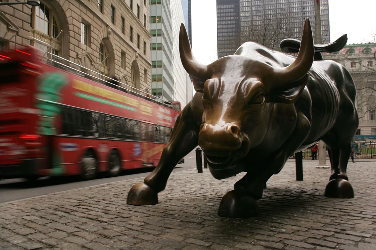 Source-feed image associated with This indicator is giving the bull market another lease on life