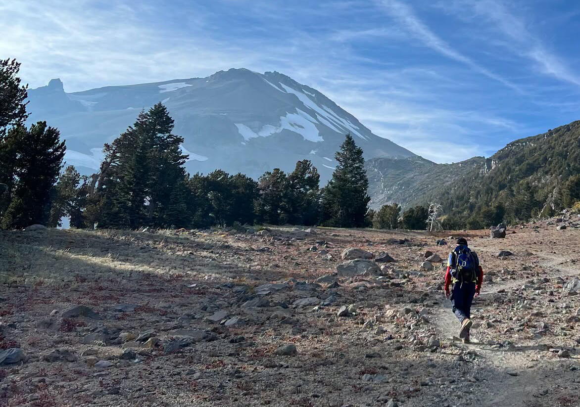 Source-feed image associated with Lost in the algorithm: Hikers stranded on Mt. Shasta after following Gemini AI's plan