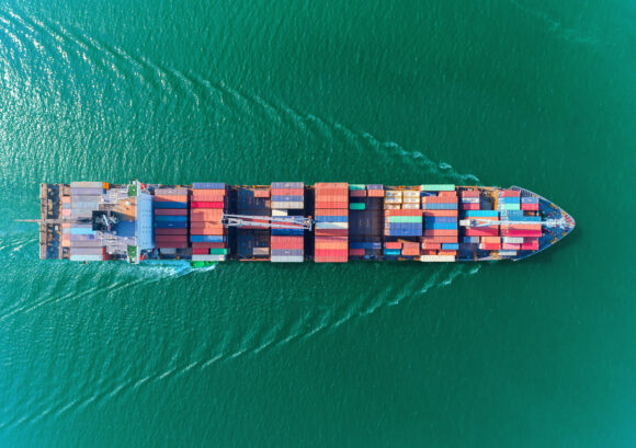 Source-feed image associated with US Customs Agency, Trade Judge to Seek Path to Final Tariff Refunds