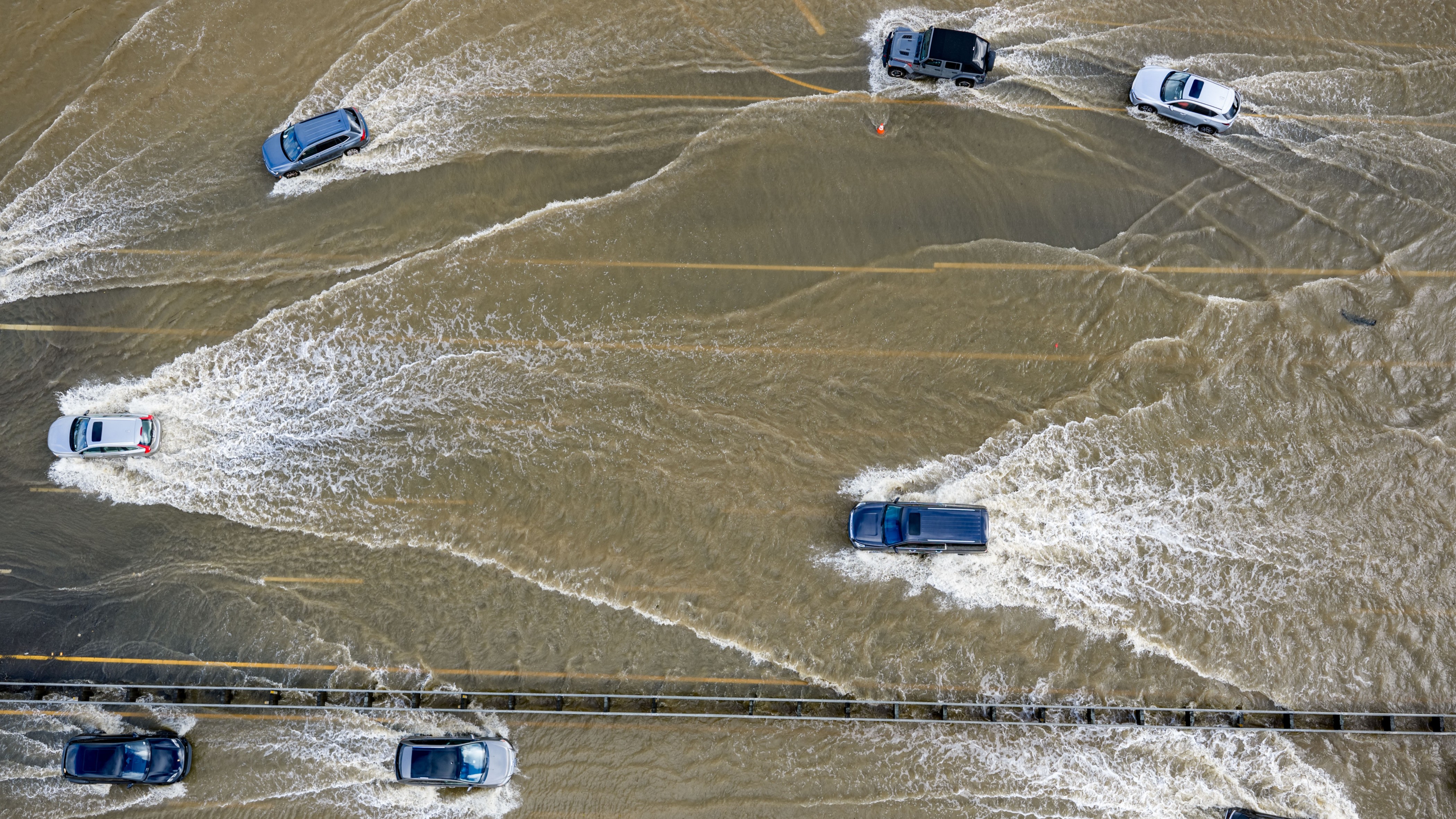 Source-feed image associated with Experts warn strong El Niño could bring record sea levels to California coast with flooding concerns