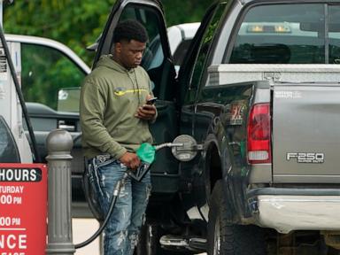Source-feed image associated with From unfilled gas tanks to fewer frills, retailers see US consumers rethink spending