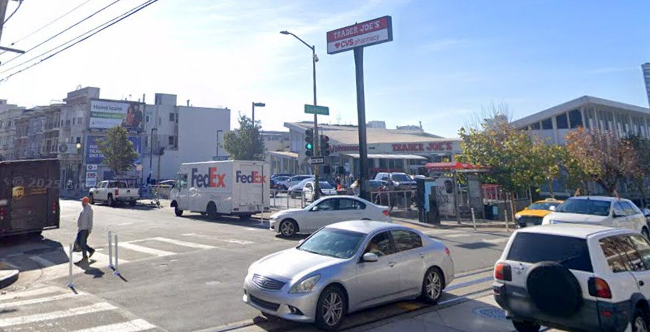 Source-feed image associated with Theft suspect dead, 2 San Francisco police officers hurt after being struck by Lexus SUV