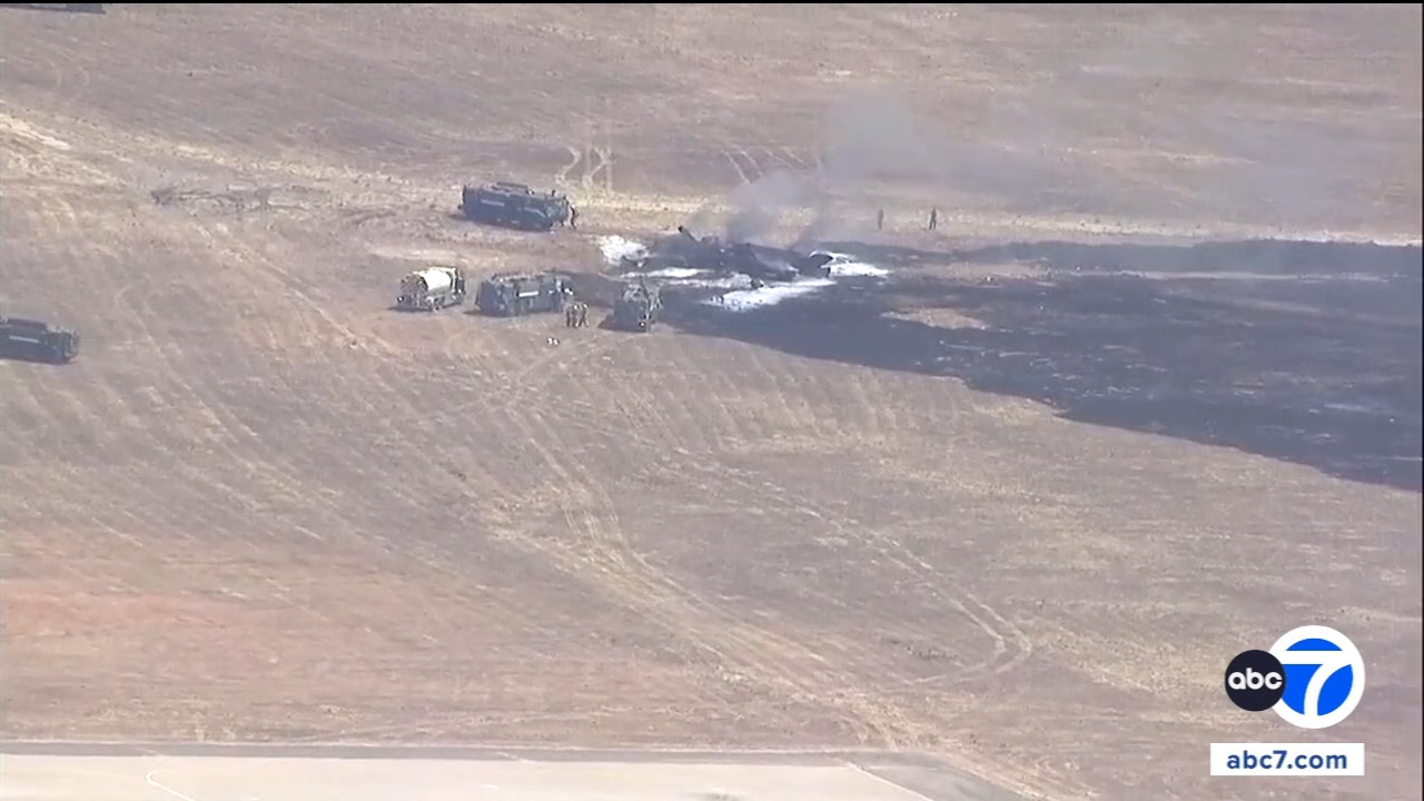 Source-feed image associated with F-35 military jet crashes in Miramar near San Diego