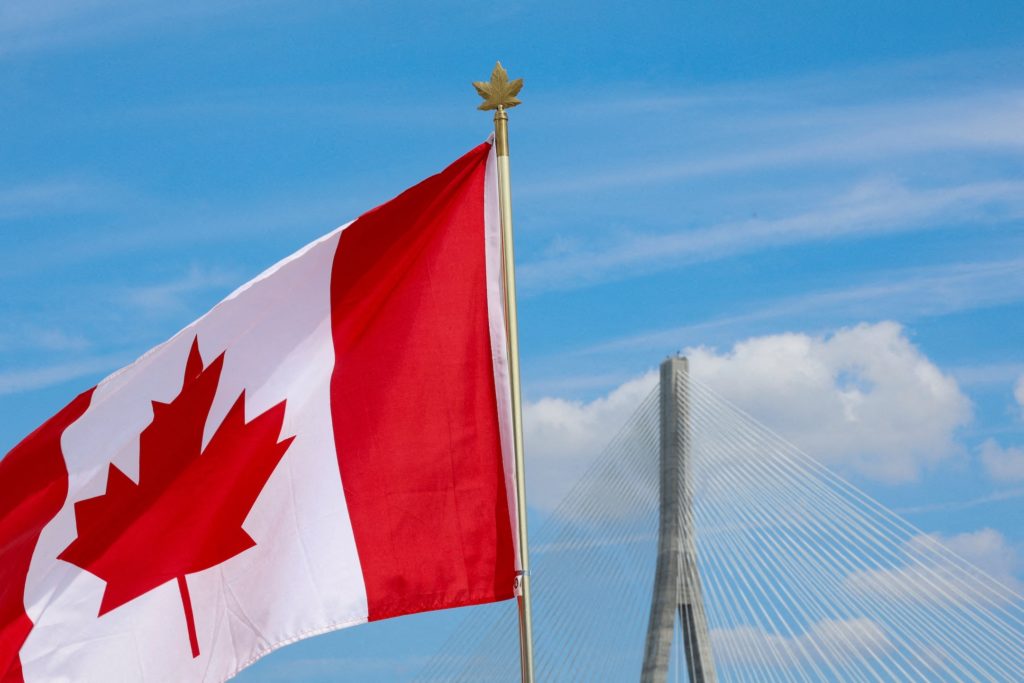 Source-feed image associated with Canadian tariffs on U.S. goods take effect, marking turning point in relations