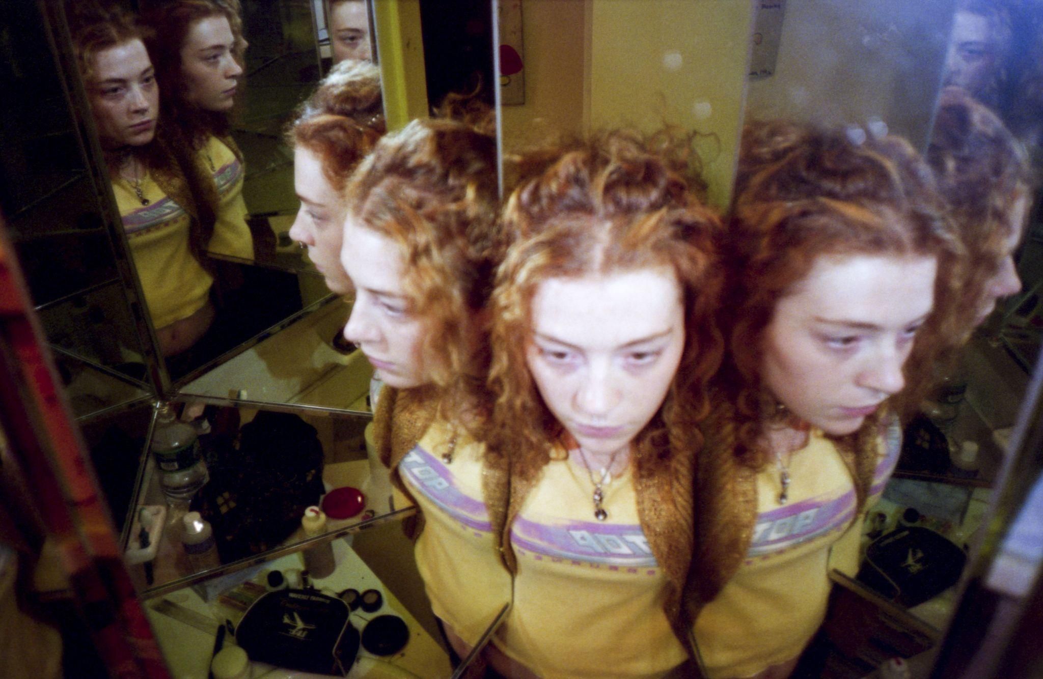 Source-feed image associated with Melissa Auf der Maur Unveils First New Music in 16 Years