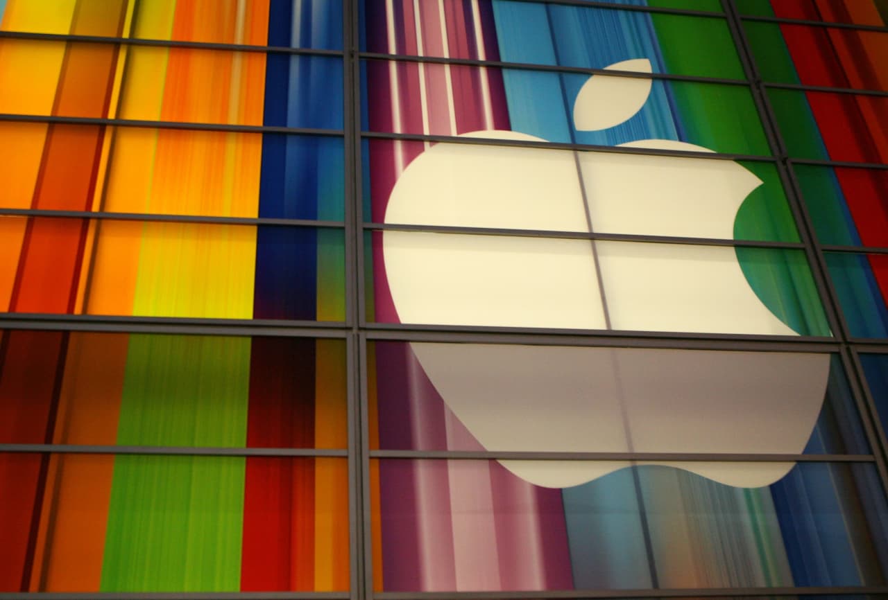 Source-feed image associated with Apple’s stock could underperform, especially without an ‘all-glass’ iPhone, this analyst warns