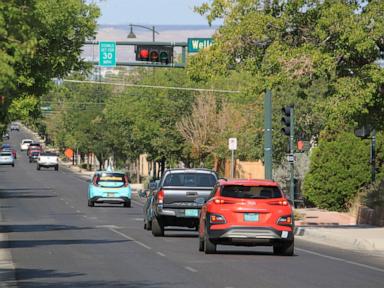 Source-feed image associated with Some US cities have begun rewarding careful drivers with fewer red lights