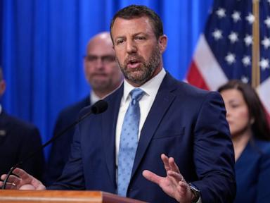 Source-feed image associated with Trump administration identifies 'super-sponsors' of migrant children in a possible prosecution tack