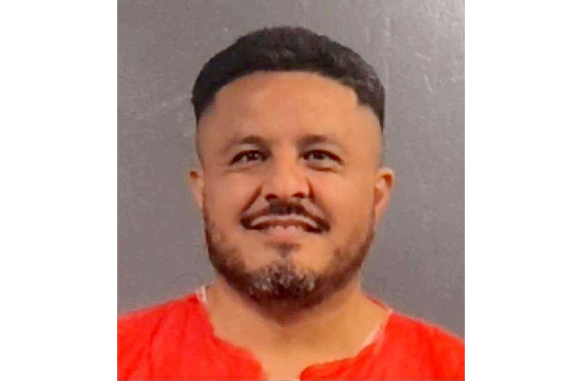 Source-feed image associated with Escaped California prisoner captured in Mexico is at large again