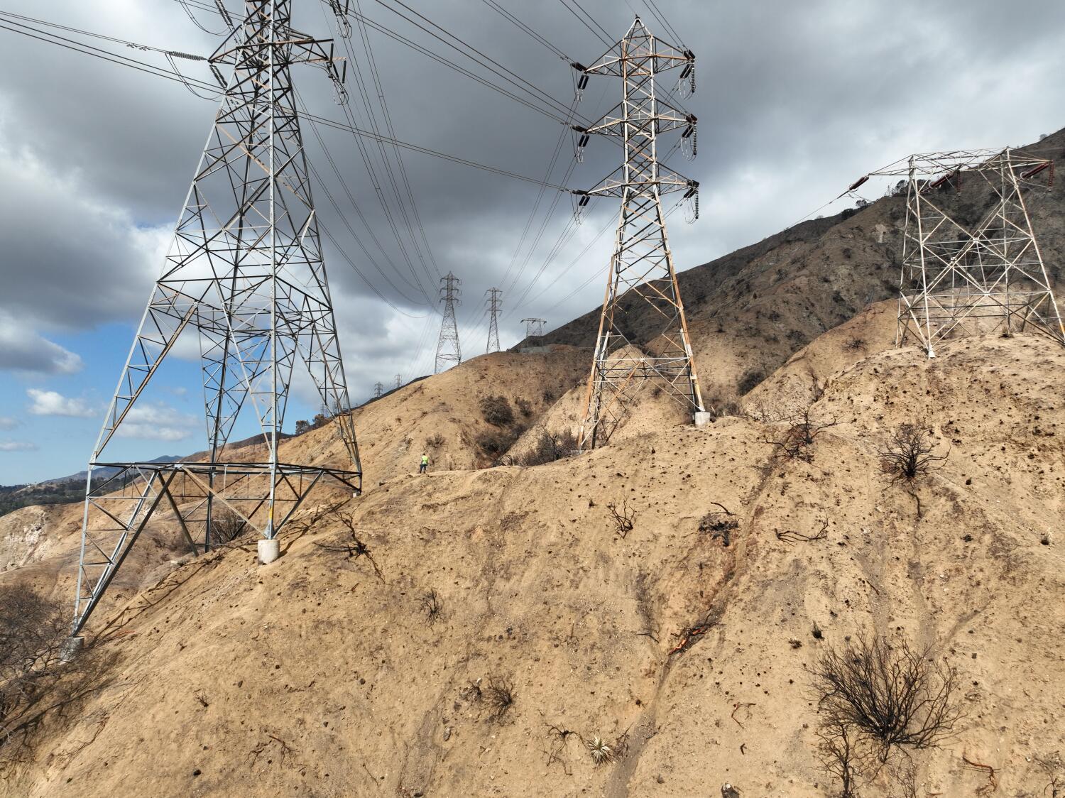 Source-feed image associated with New evidence confirms Edison's idle line ignited Eaton fire, lawyers say