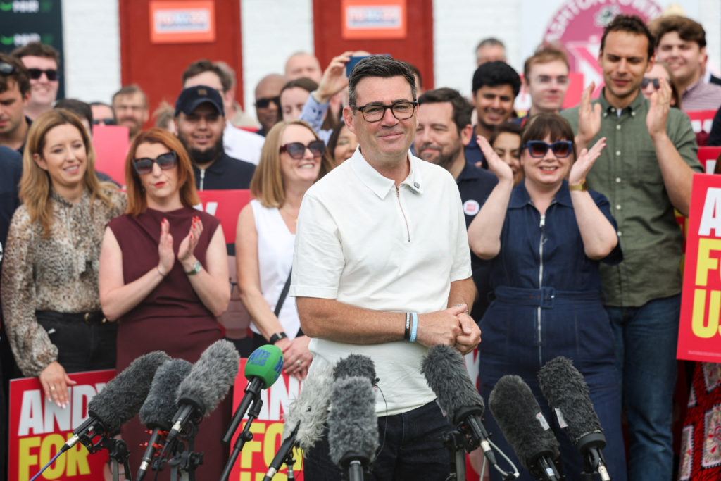 Source-feed image associated with Andy Burnham distanced himself from UK Prime Minister Starmer, but may be stuck with his policies