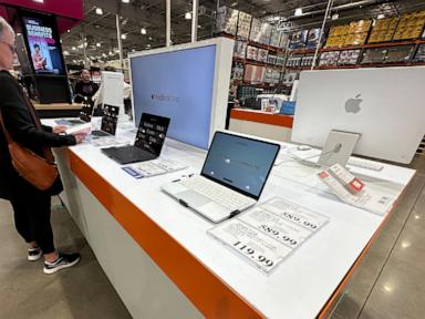 Source-feed image associated with Apple increases prices for Macs and iPads, blaming a shortage of memory chips